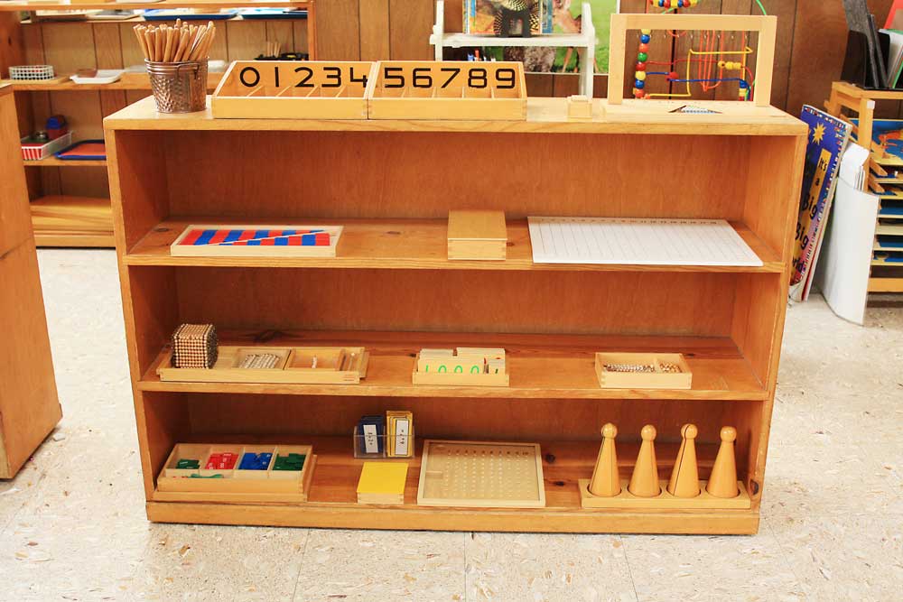 Glendale Montessori School - Montessori Materials
